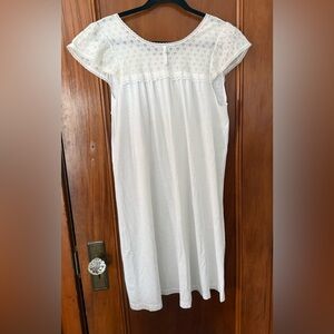 Vintage Vanity Fair White & Ivory Lace Babydoll Nightgown Woman’s M